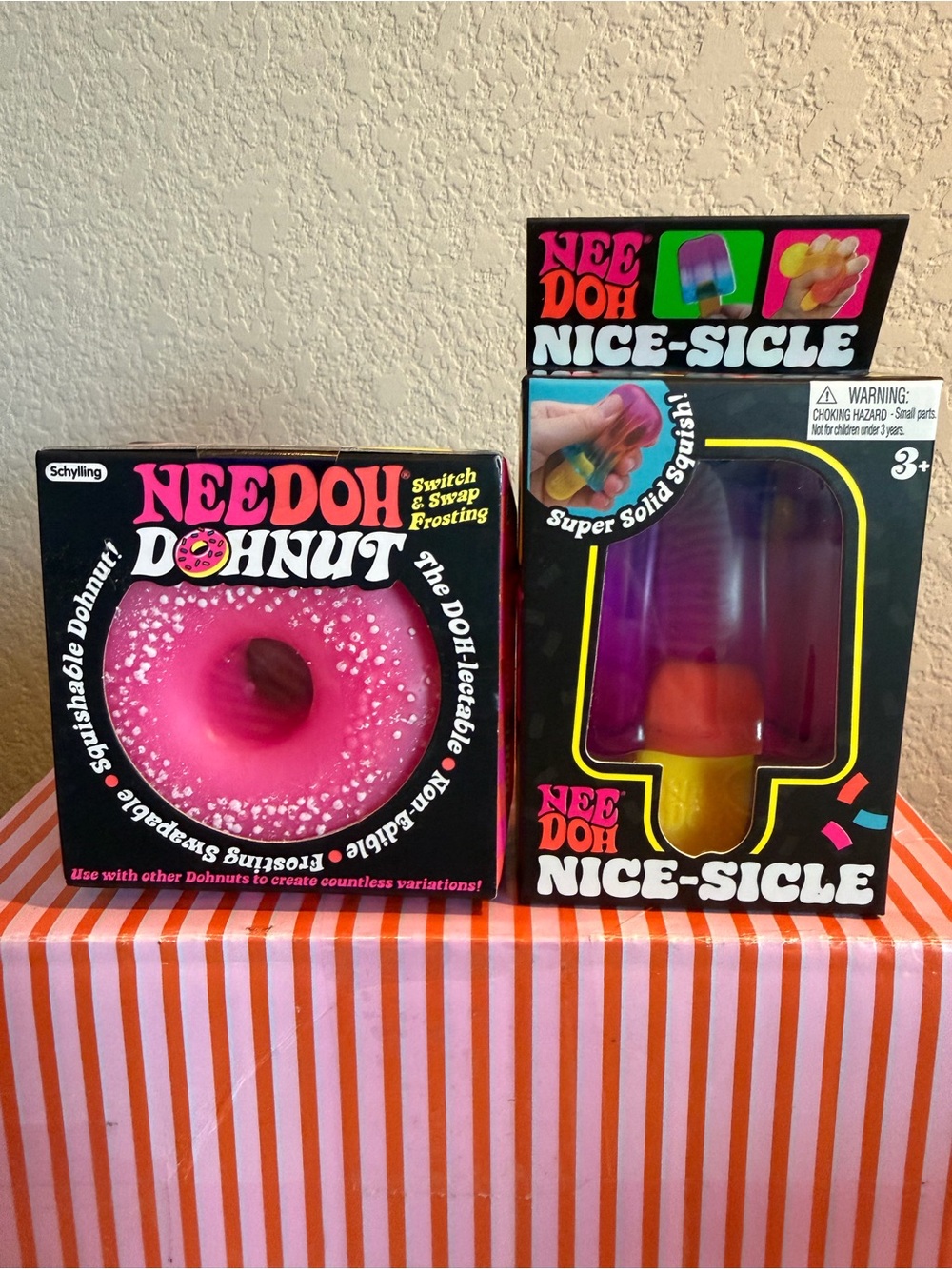 🎀🎀NEEDOH PINK POWDER DOHNUT & PINK, NICE SICKLE!!!🎀🎀 (Bundle)